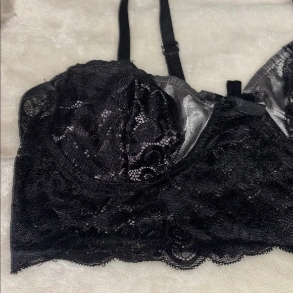 Satin corset bra top - Picture 3 of 3